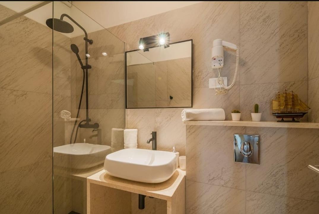 Guesthouse Lion Split Zewnętrze zdjęcie