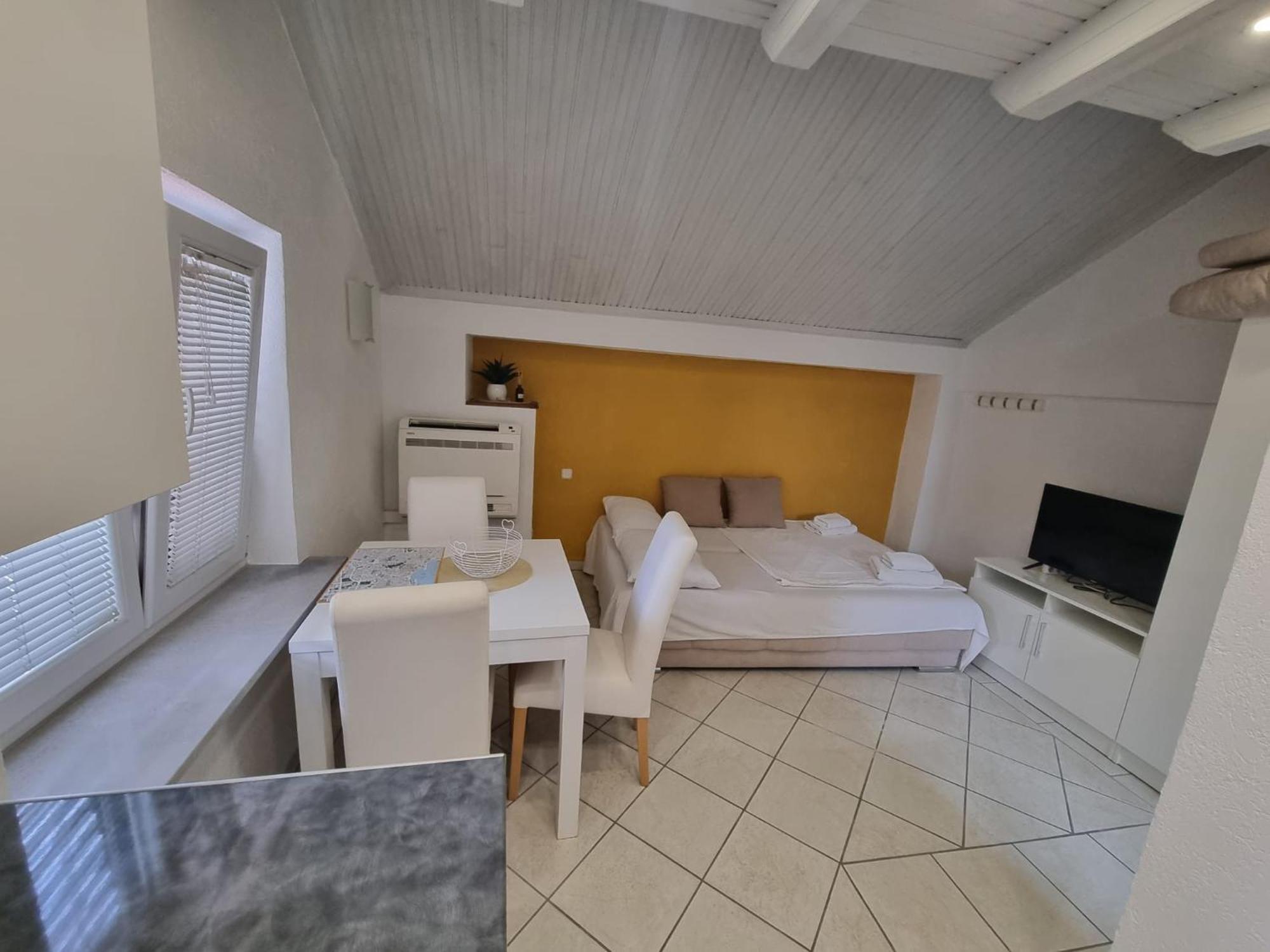 Guesthouse Lion Split Zewnętrze zdjęcie