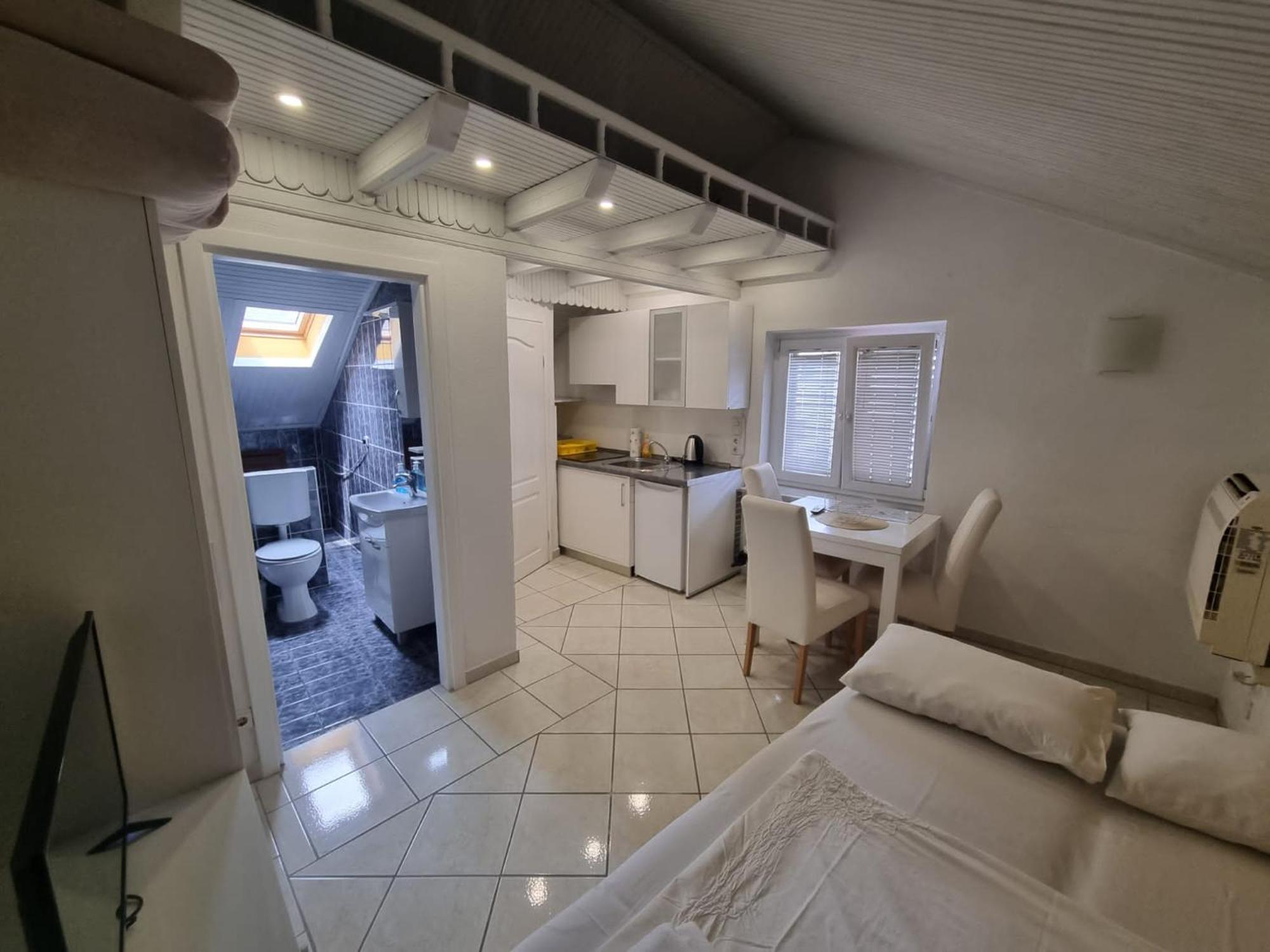 Guesthouse Lion Split Zewnętrze zdjęcie